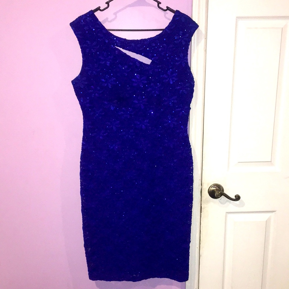 Blue Sequined Roz & Ali Semi-formal Dress